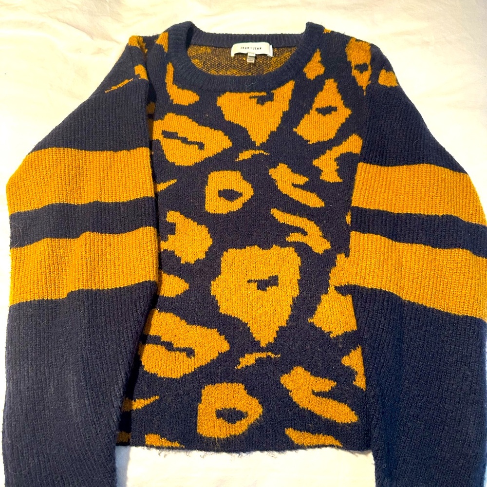 John + Jenn Navy and Brown Patterned Sweater